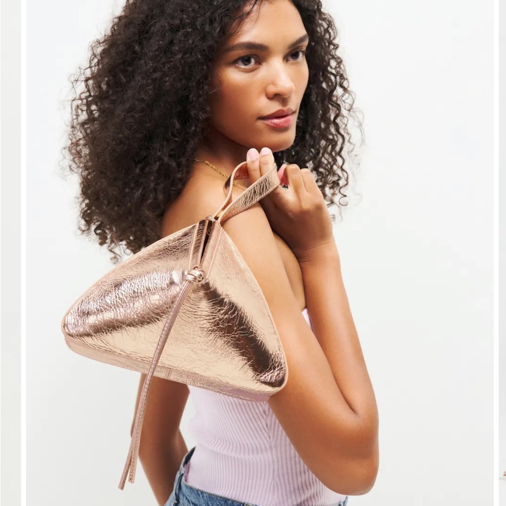 NWT REFORMATION Medium Chiara Convertible Bag, Champagne Crinkle Patent - Picture 3 of 9